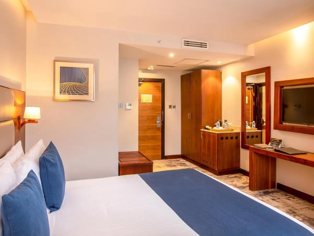Golden Tulip Canaan Kampala Hotel