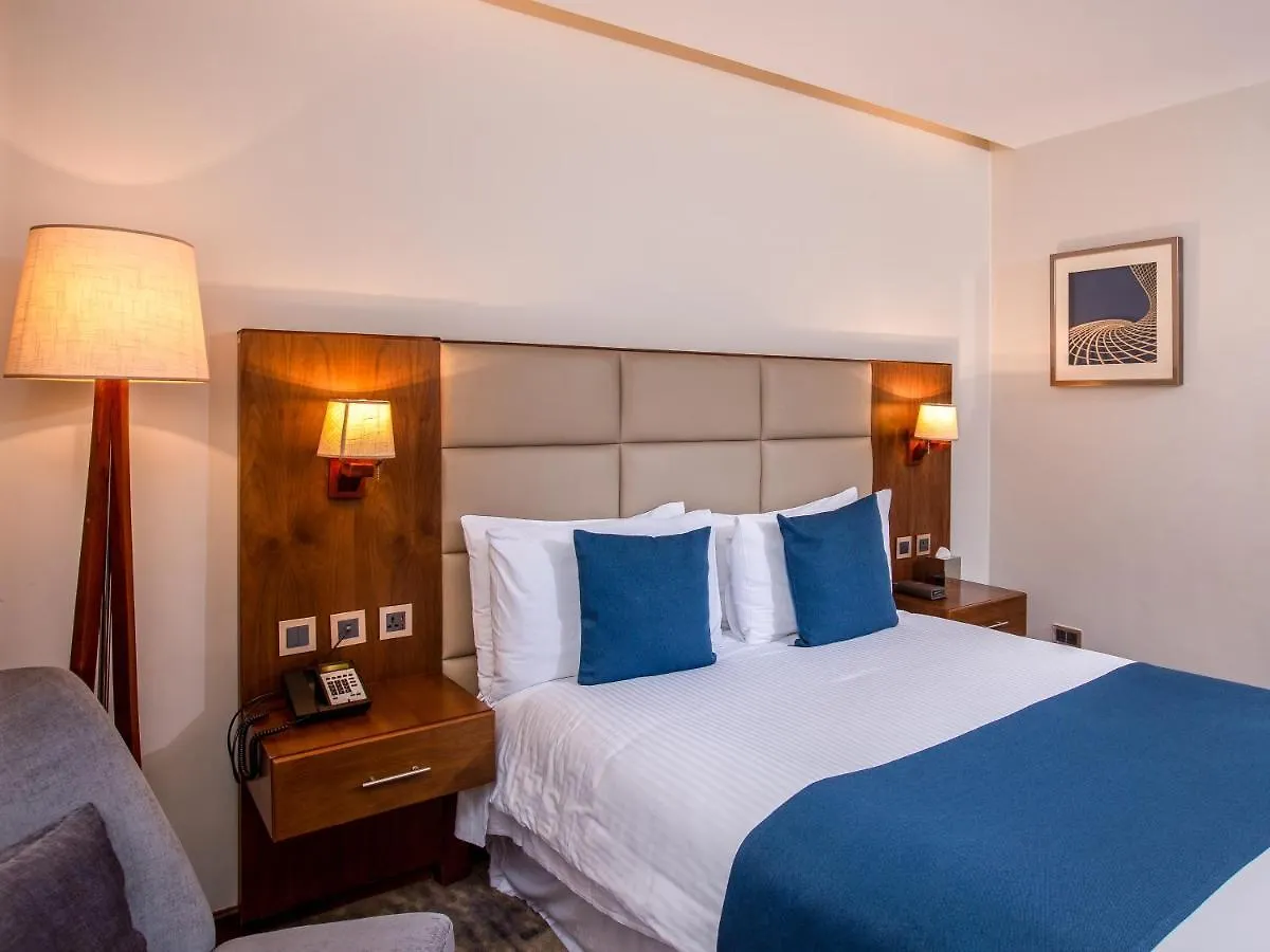 Golden Tulip Canaan Kampala Hotel