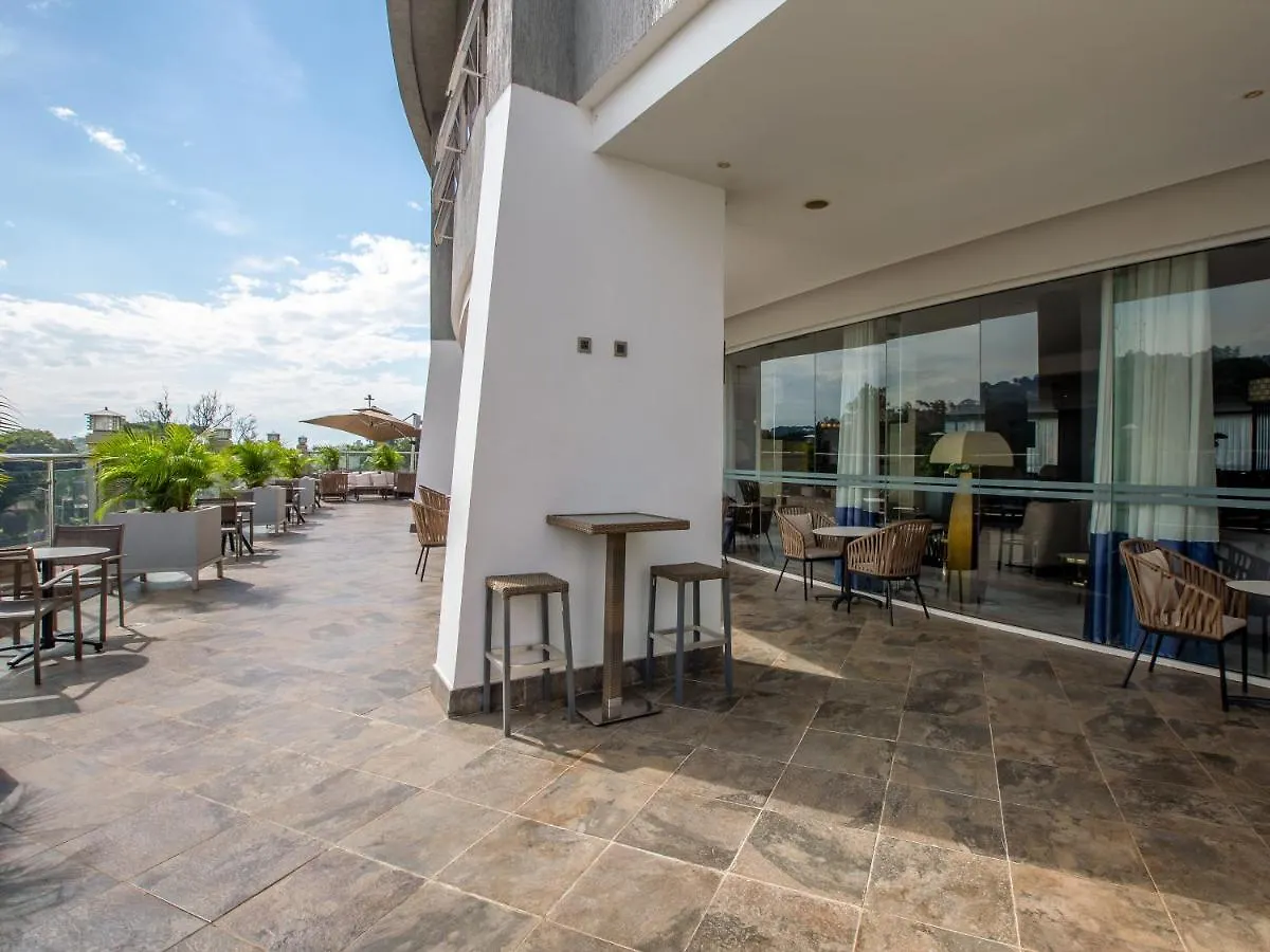 **** Hotel Golden Tulip Canaan Kampala Uganda